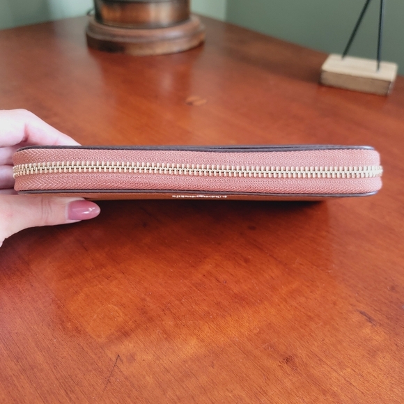 NWOT Kate Spade Leila Large Continental Wallet Tan Pebbled Leather KH786 - Picture 5 of 10